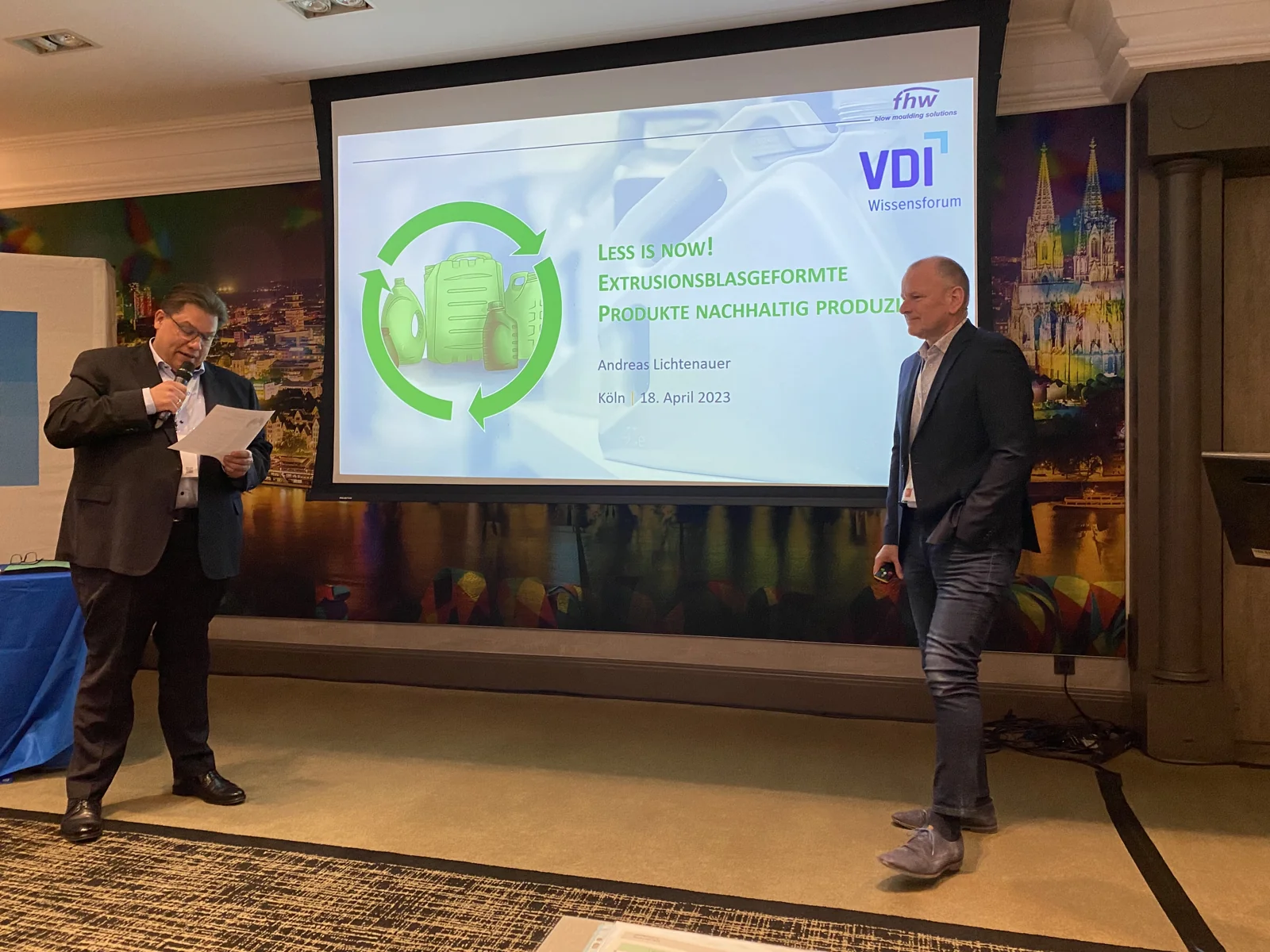 Austausch bei einem technischen Seminar
